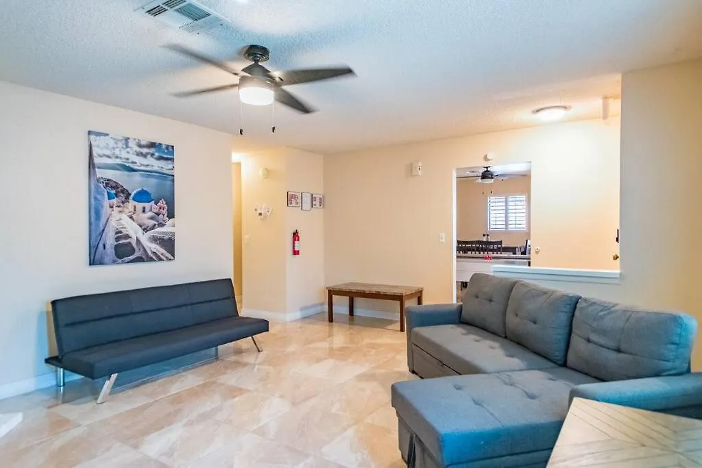 Royalty Stay At Princess Ann Court - View 3D Model Las Vegas USA
