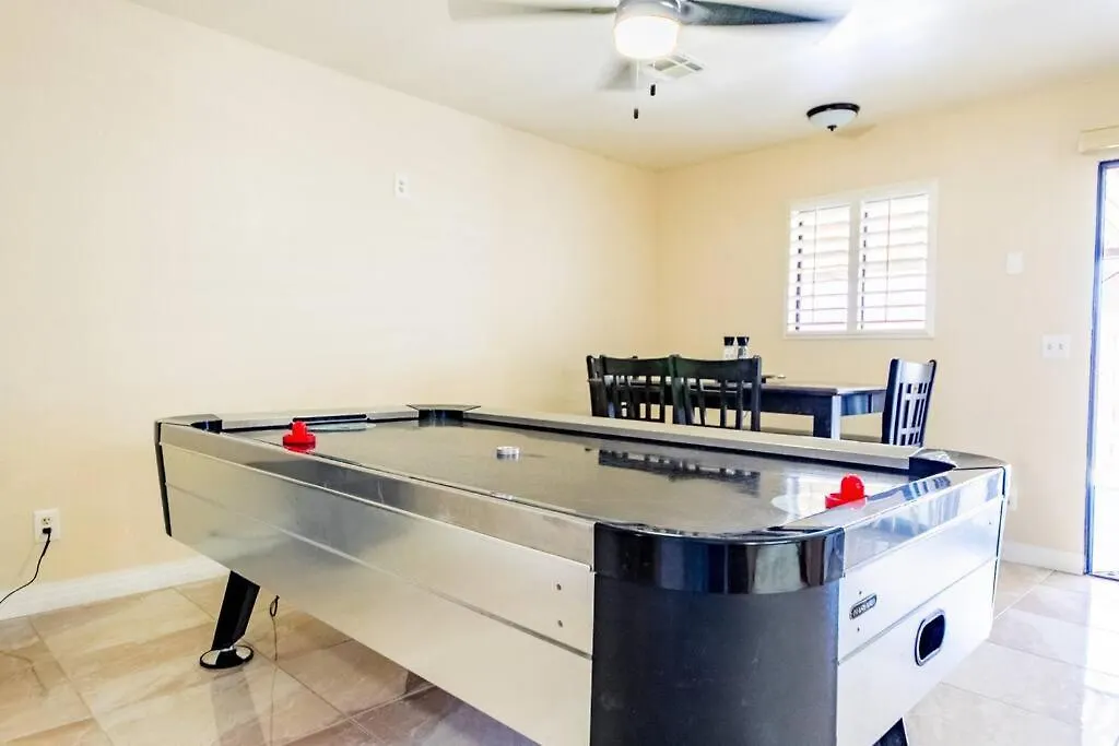 Semesterbostad Royalty Stay At Princess Ann Court - View 3D Model Las Vegas